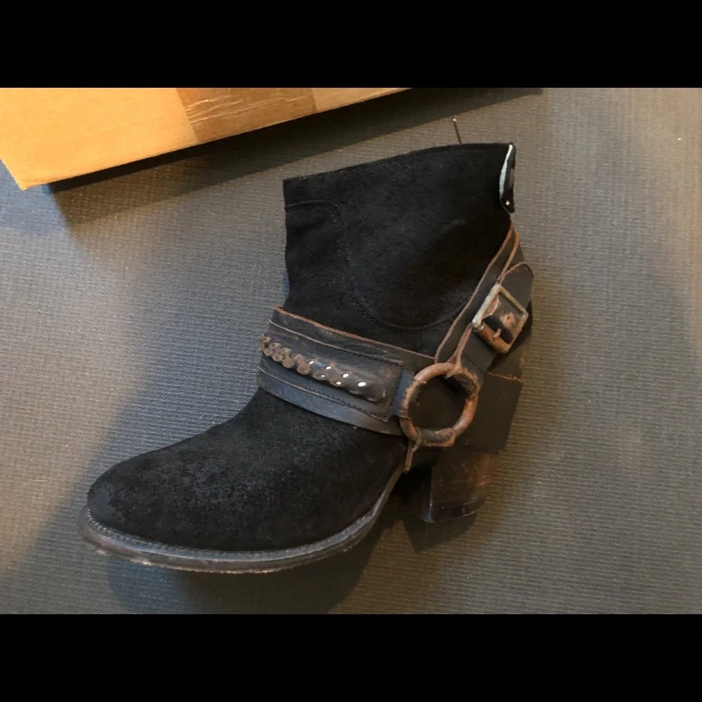 Freebird El Paso booties, black, size 9, NWT - Picture 1 of 5